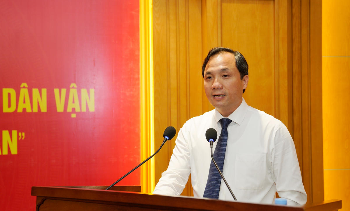 Ông Hoàng Trung Dũng, Bí thư tỉnh uỷ Hà Tĩnh mong muốn thời gian tới, tỉnh Hà Tĩnh tiếp tục nhận được sự quan tâm hỗ trợ trực tiếp của Bộ Tư lệnh Cảnh sát Biển Việt Nam.