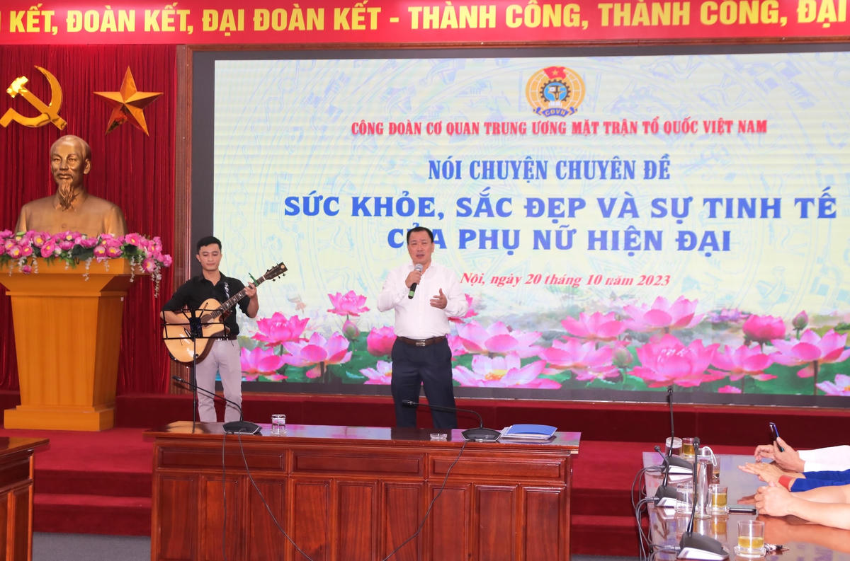 Tiết mục văn nghệ đặc sắc tại chương trình.