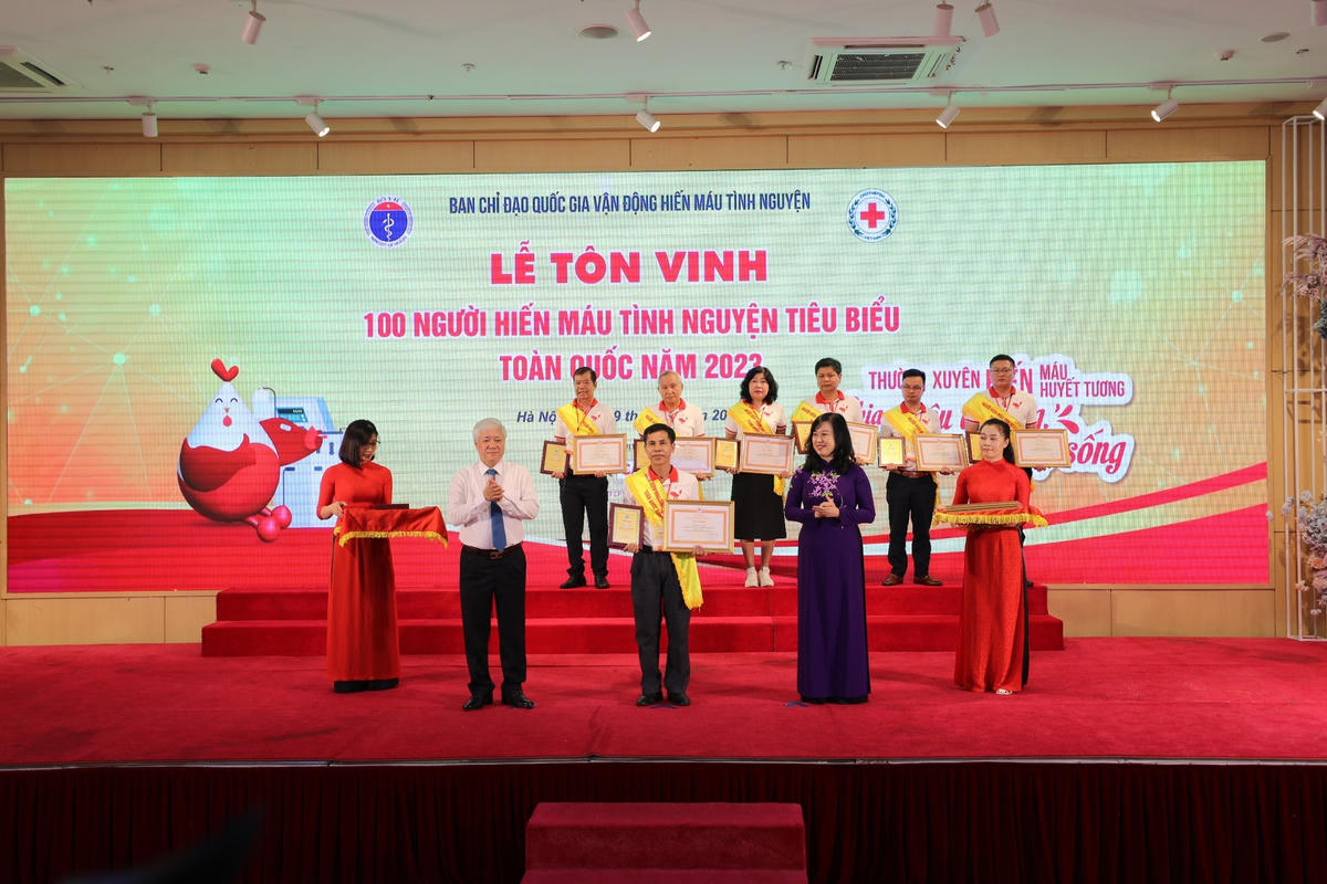 Mỗi giọt máu cho đi - Một cuộc đời ở lại