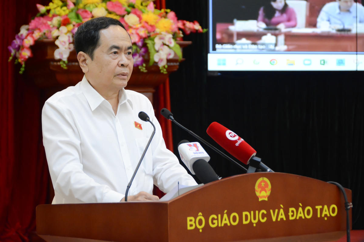 Ủy viên Bộ Chính trị, Phó Chủ tịch Thường trực Quốc hội Trần Thanh Mẫn phát biểu tại hội nghị.