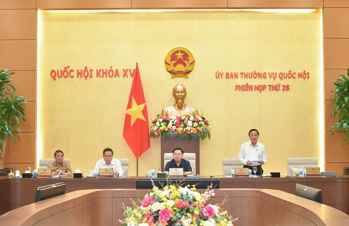 Toàn cảnh phiên họp.