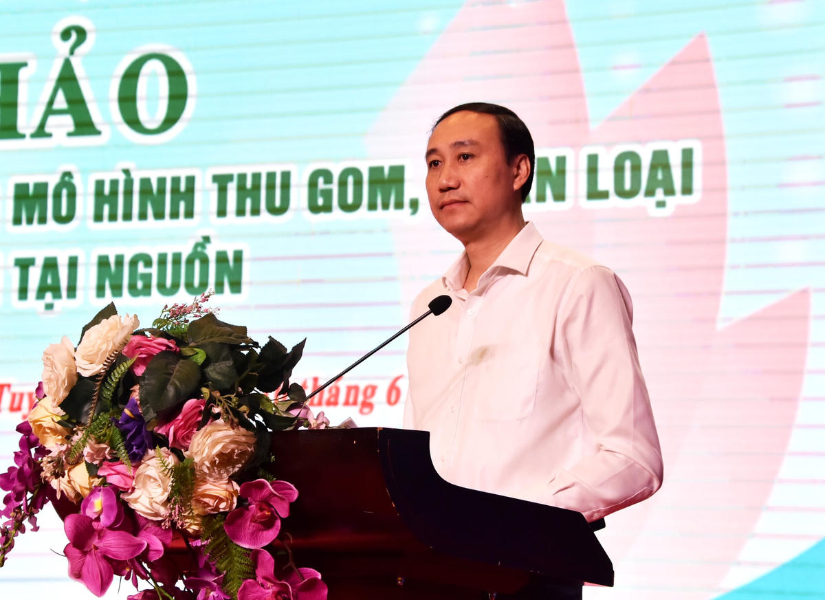 Phó Chủ tịch Phùng Khánh Tài phát biểu khai mạc Hội thảo.
