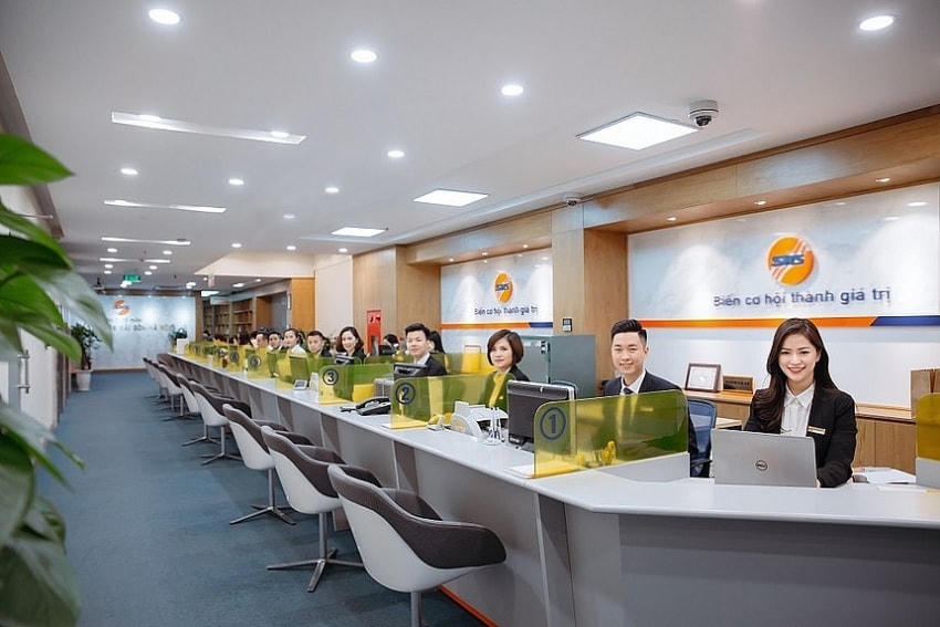 Vì sao Chủ tịch SHS Đỗ Quang Vinh được mua 6 triệu cổ phiếu với giá thấp hơn 33% thị giá?