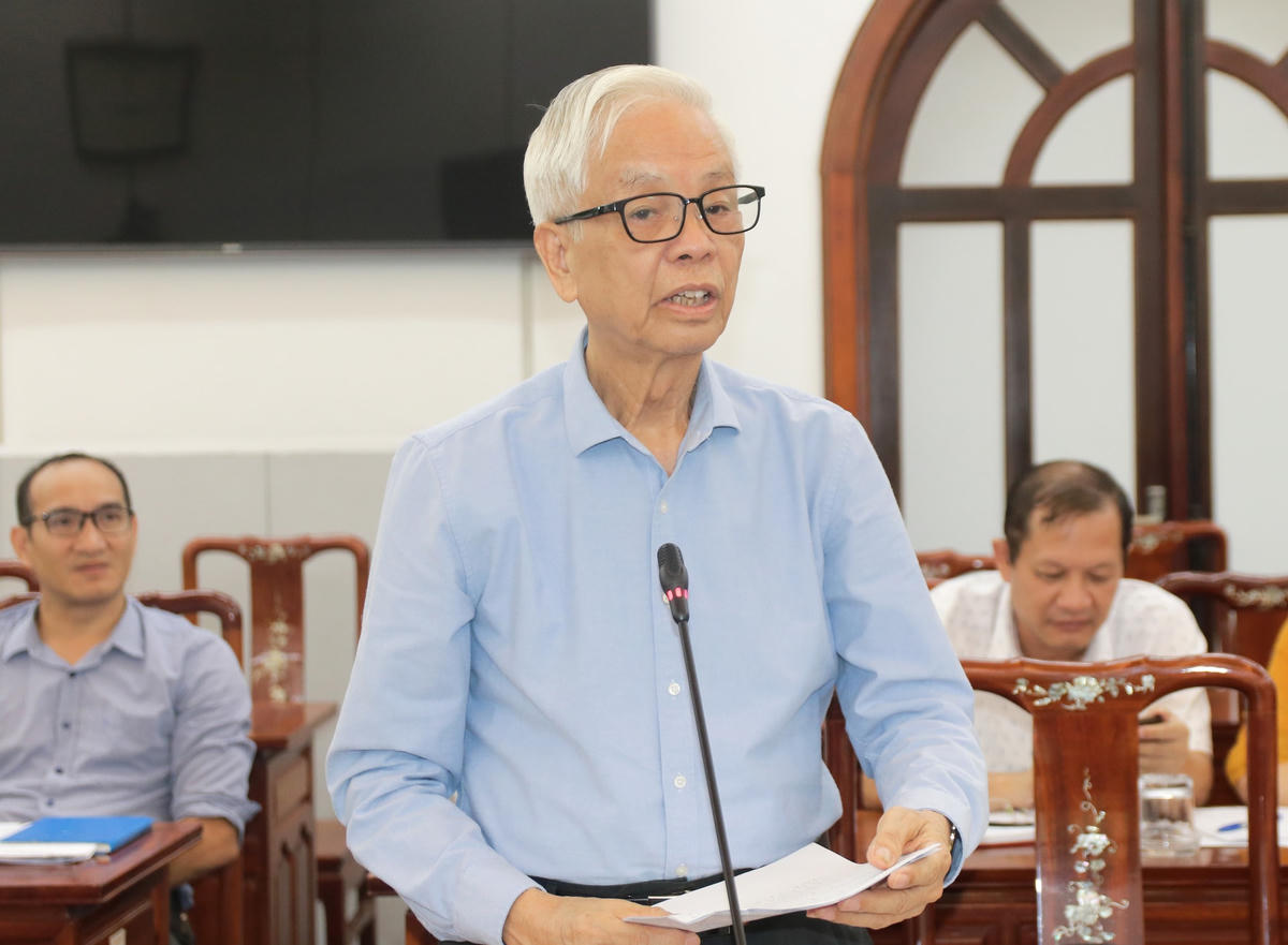 Đại biểu đóng góp ý kiến tại Hội nghị.