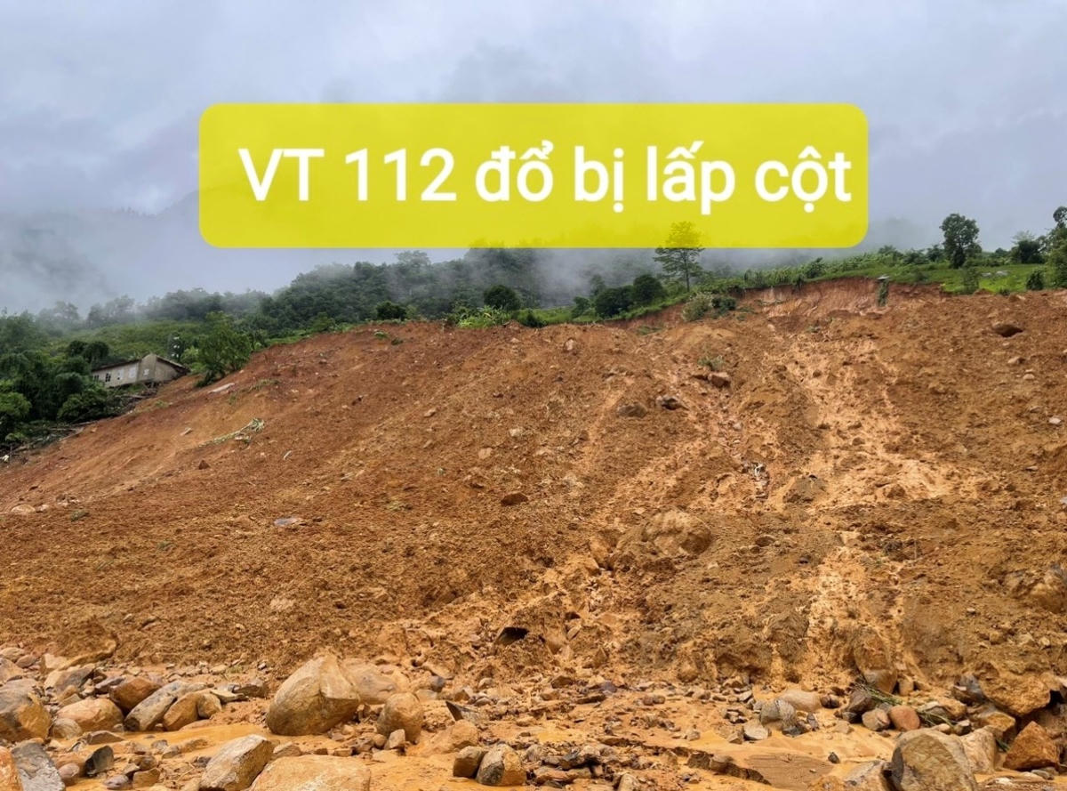 8.484 khách hàng tại các tỉnh Tây Bắc đang gián đoạn cung cấp điện do bị cô lập ảnh hưởng của mưa dông, sạt lở và lũ quét 