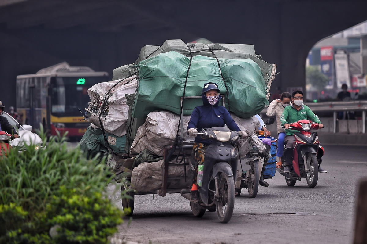 Xe tự chế ngang nhiên lộng hành khiến người dân 'lạnh gáy'