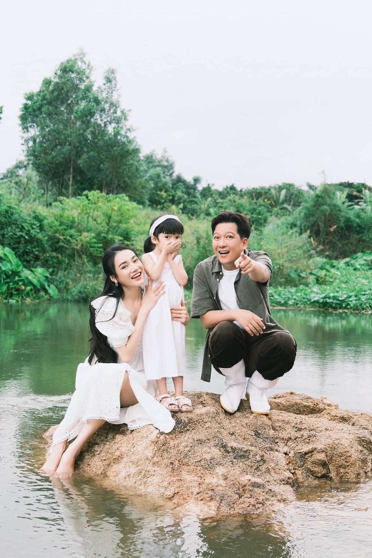 Tổ ấm hạnh phúc của Nhã Phương và danh hài Trường Giang. 