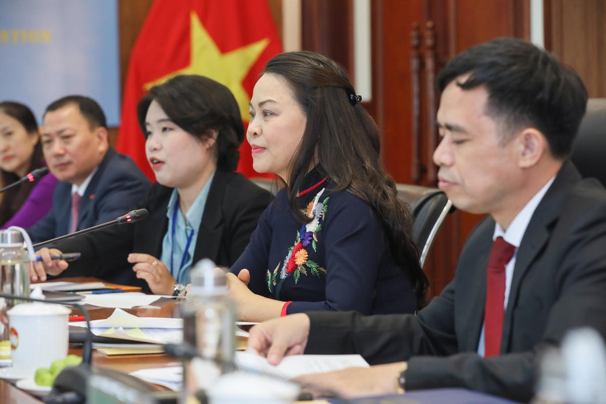 Trao đổi giải pháp trong vận động, tập hợp nhân dân