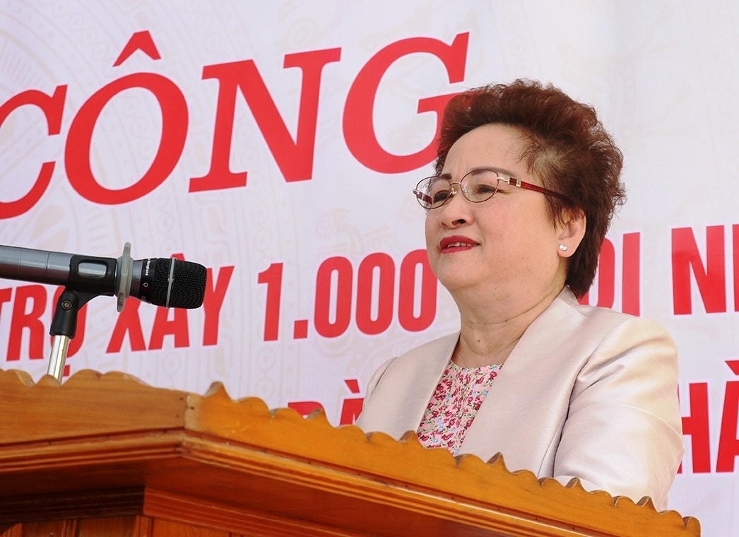 Bà Nguyễn Thị Nga - Chủ tịch Tập đoàn BRG, Phó Chủ tịch Thường trực Ngân hàng SeABank phát biểu tại buổi lễ.