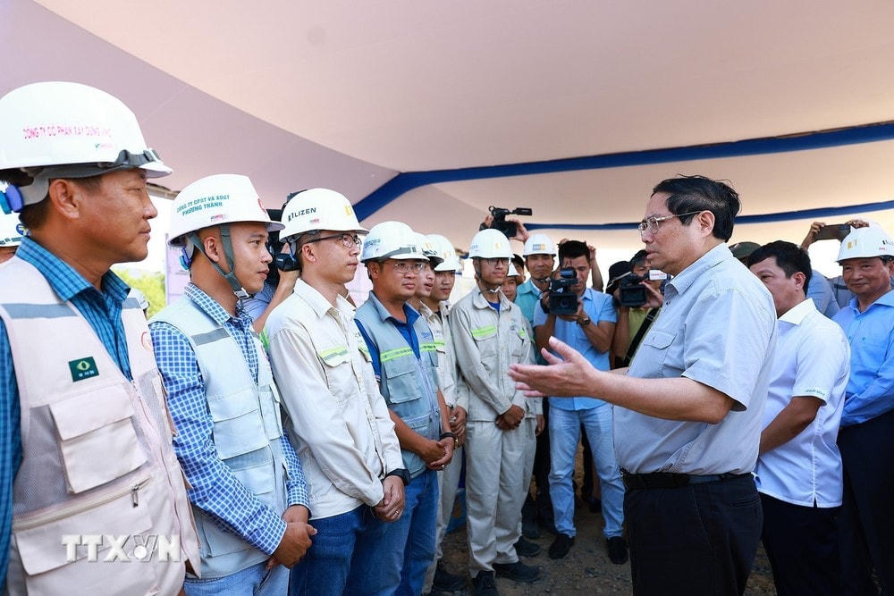 ttxvn_thu tuong kiem tra du an trong diem (6).jpg