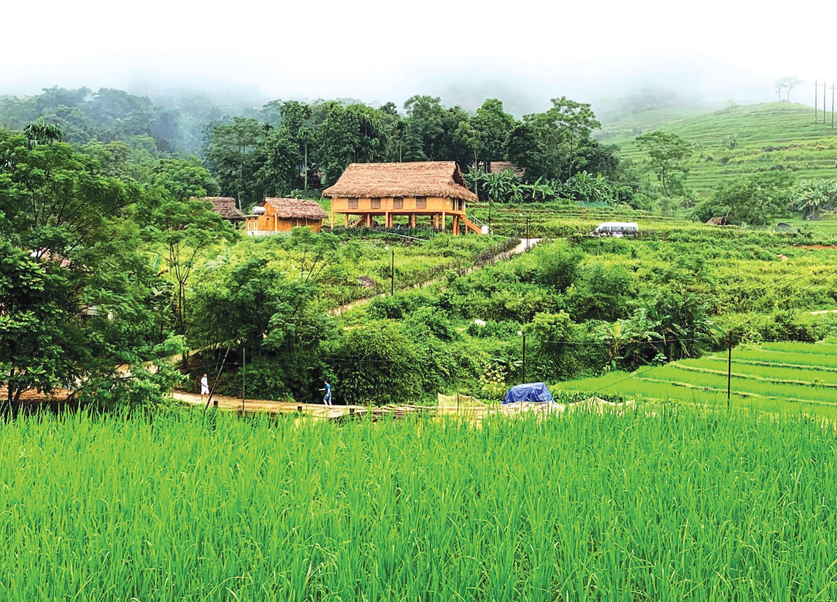 Vẻ đẹp thơ mộng của bản Đôn (Pù Luông). Ảnh: Kiều Mai.  