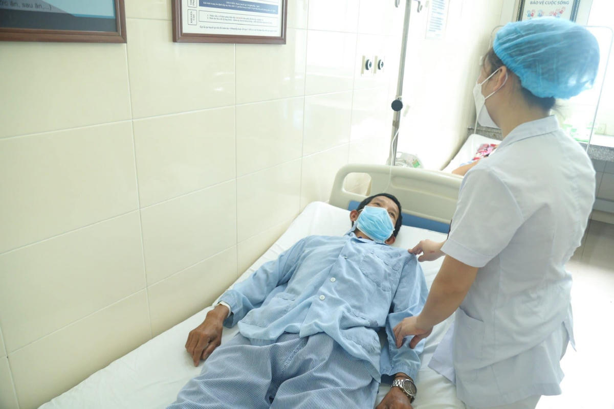 Chăm sóc và điều trị bệnh nhân ung thư tại Bệnh viện K. Ảnh: BVCC.