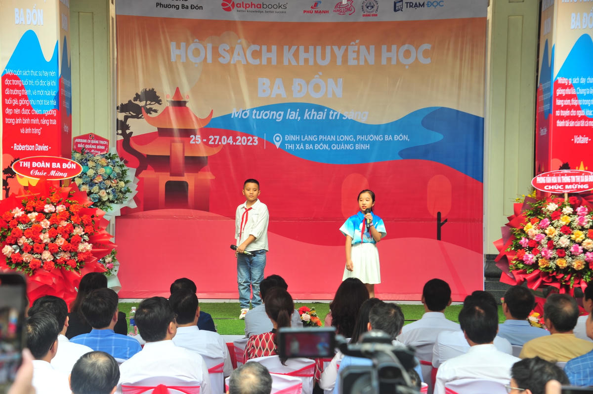 Tổ chức lễ khai mạc hội sách khuyến học ở Ba Đồn