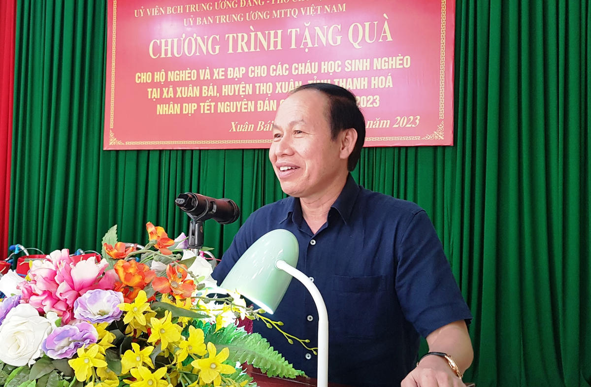 Ủy viên Trung ương Đảng, Phó Chủ tịch - Tổng Thư ký UBTƯ MTTQ Việt Nam Lê Tiến Châu phát biểu tại buổi lễ.