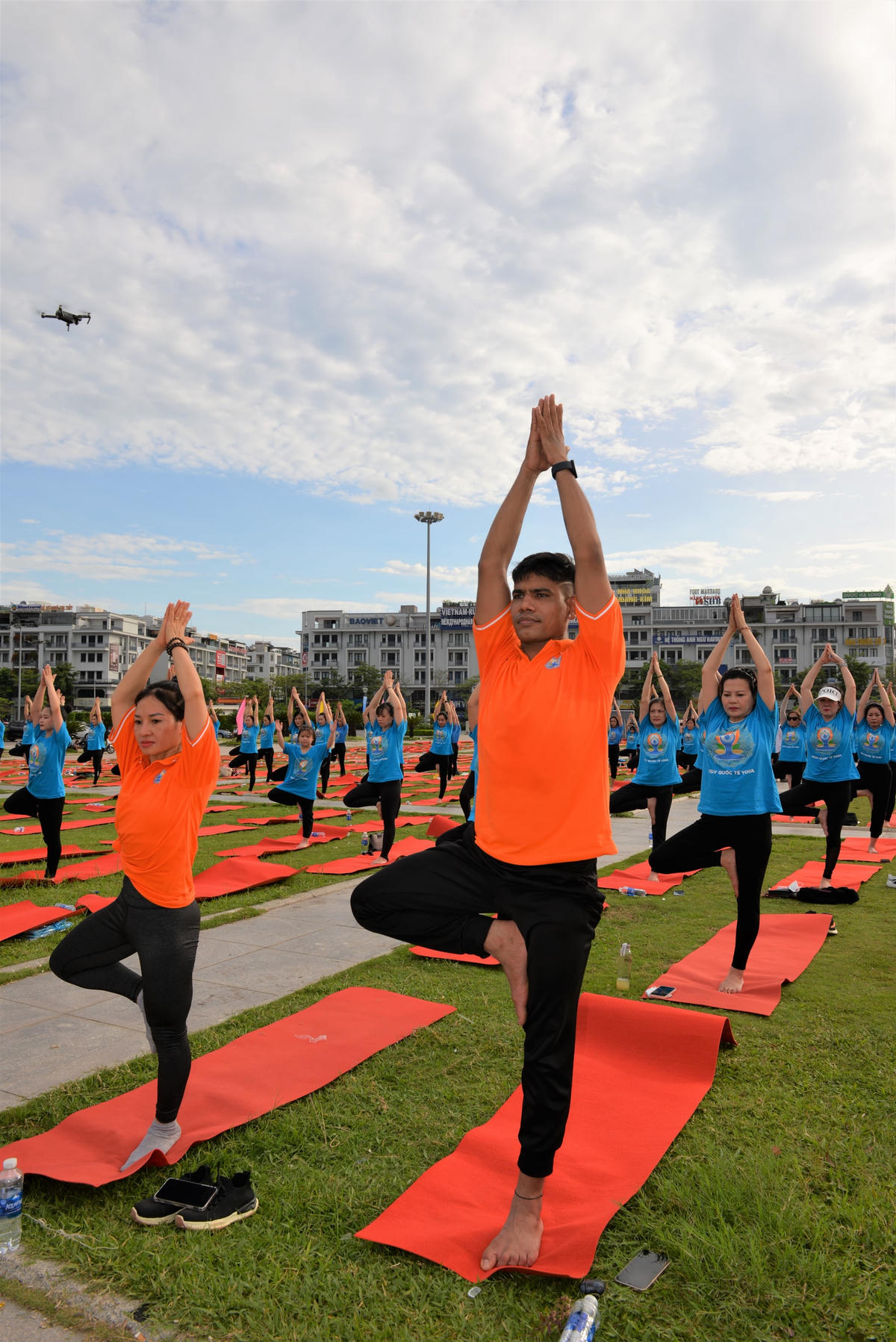 [Ảnh] Quảng Ninh: Gần 3.000 người đồng diễn Yoga tại Ngày Quốc tế Yoga lần thứ 8
