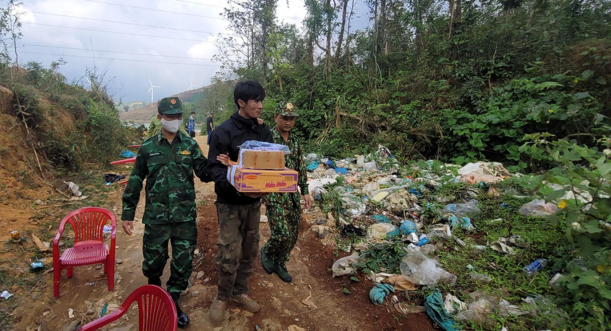 Trên đường đưa ma túy đi tiêu thụ, phát hiện có lực lượng chức năng Võ Quyết Thắng đã bỏ chạy. Ảnh: BĐBP.