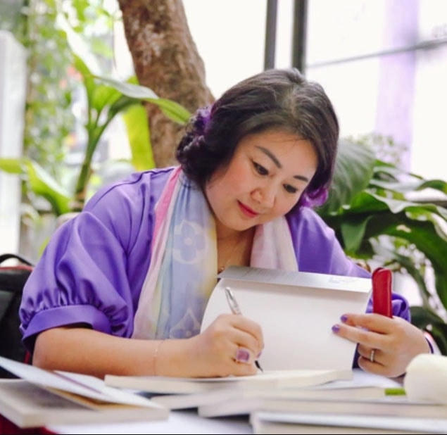 Nhà thơ Đoàn Ngọc Thu.  