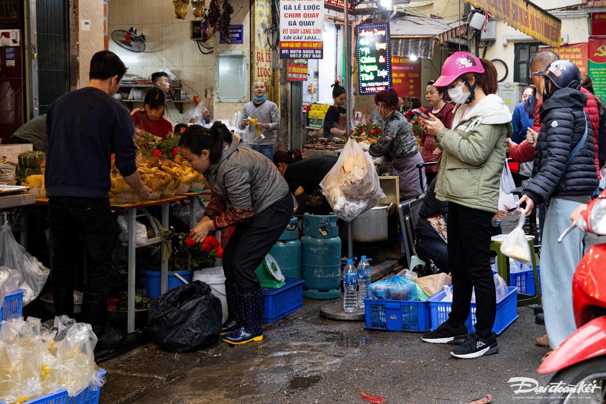 W_cho_tet-le-khanh17.jpg