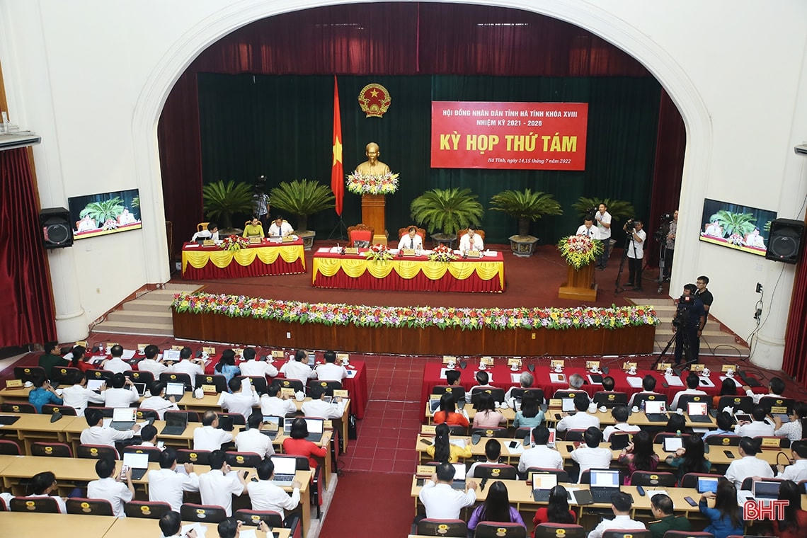 Toàn cảnh kỳ họp. Ảnh BHT.