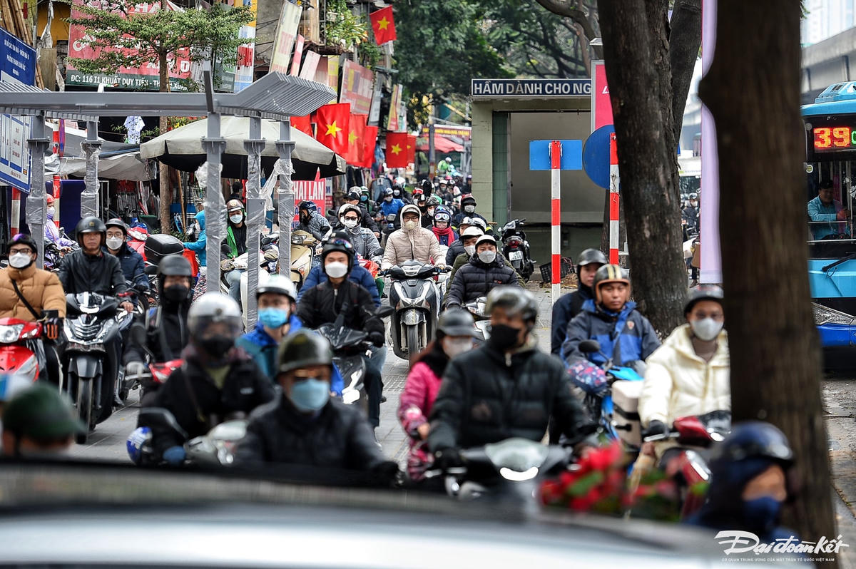 W_nguoi_dan_ve_que-le-khanh5.jpg