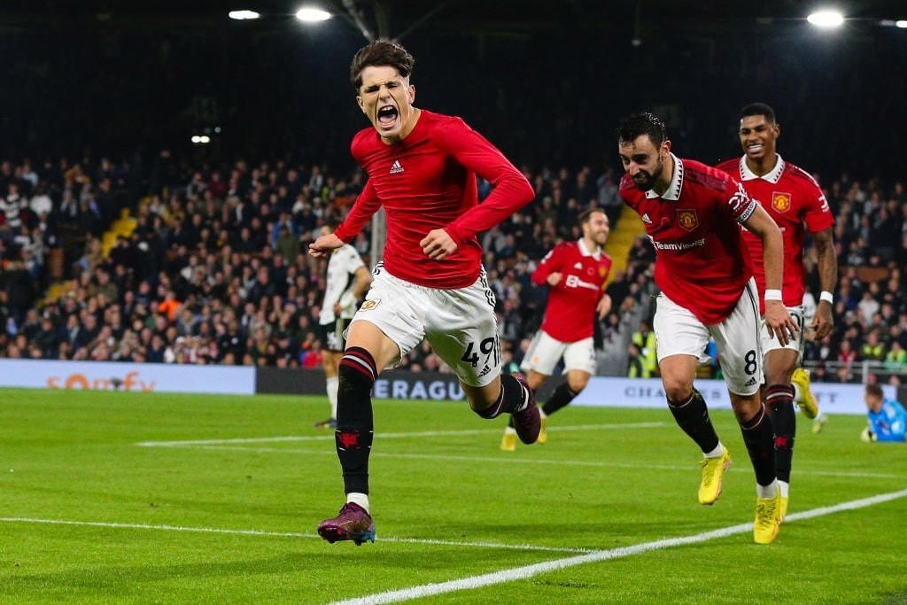 Garnacho trở thành người hùng của Man Utd tại Craven Cottage (Ảnh: Getty).