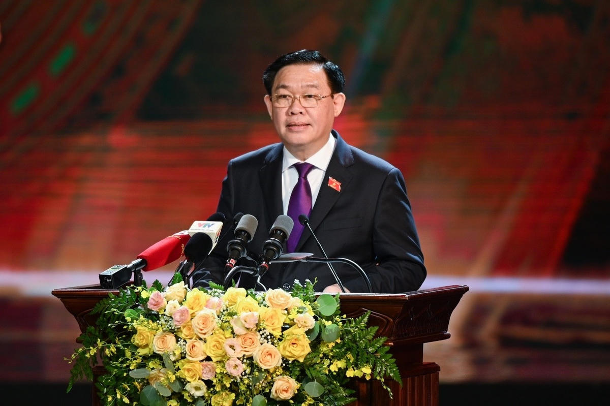 Chủ tịch Quốc hội Vương Đình Huệ phát biểu tại buổi Lễ.