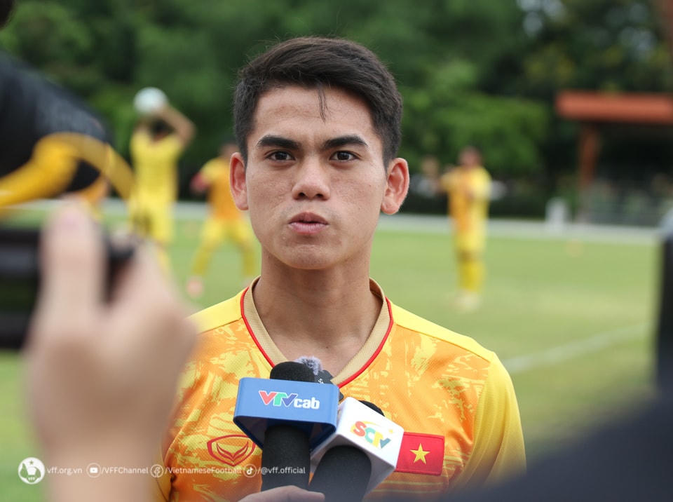 Tiền vệ Khuất Văn Khang. Ảnh: VFF.