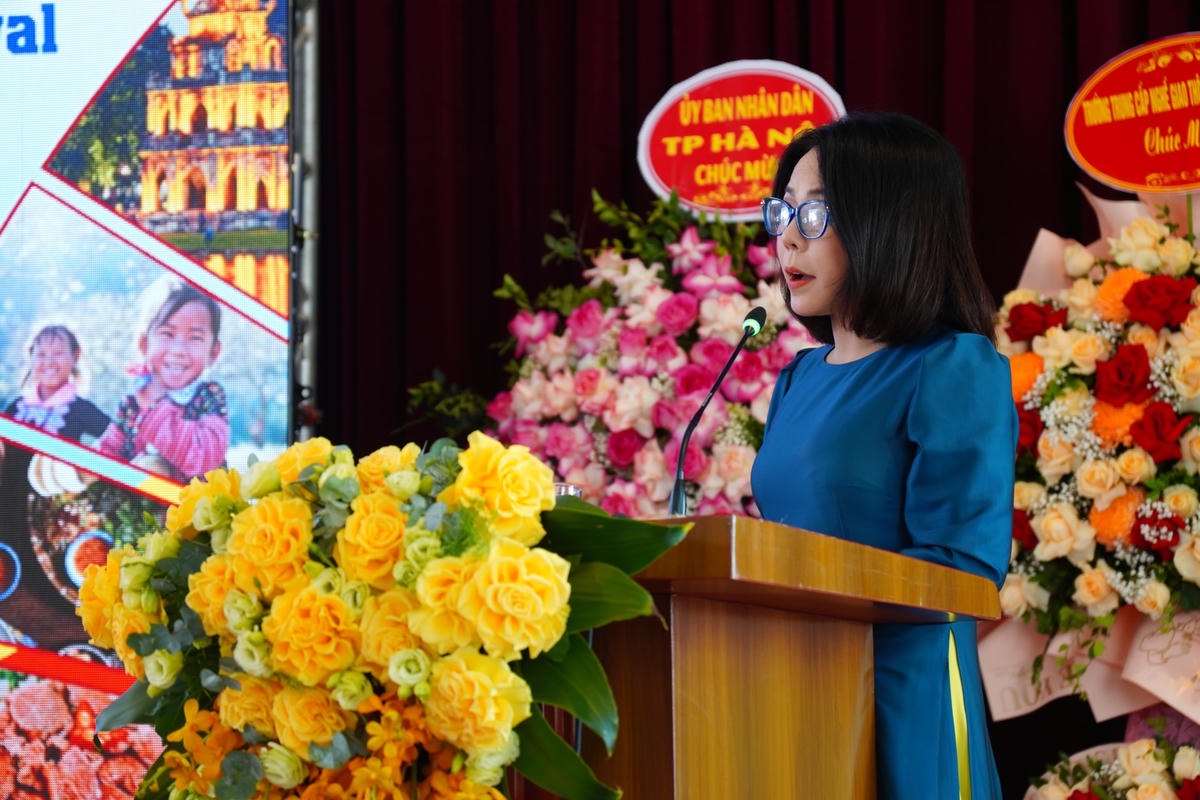 Bà Trịnh Thị Thu Hà - Hiệu trưởng Trường Cao đẳng Thương mại và Du lịch Hà Nội.