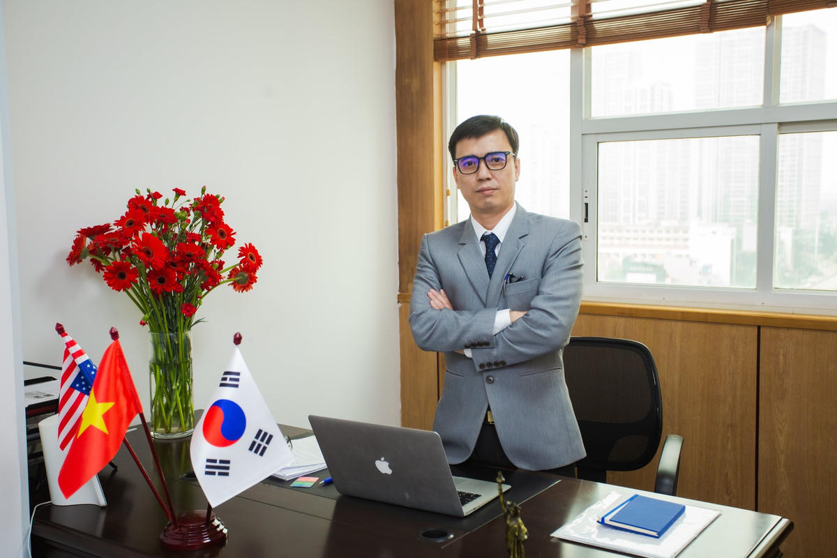 Luật sư Nguyễn Tùng Thư, Giám đốc Công ty Luật THPT CTM.