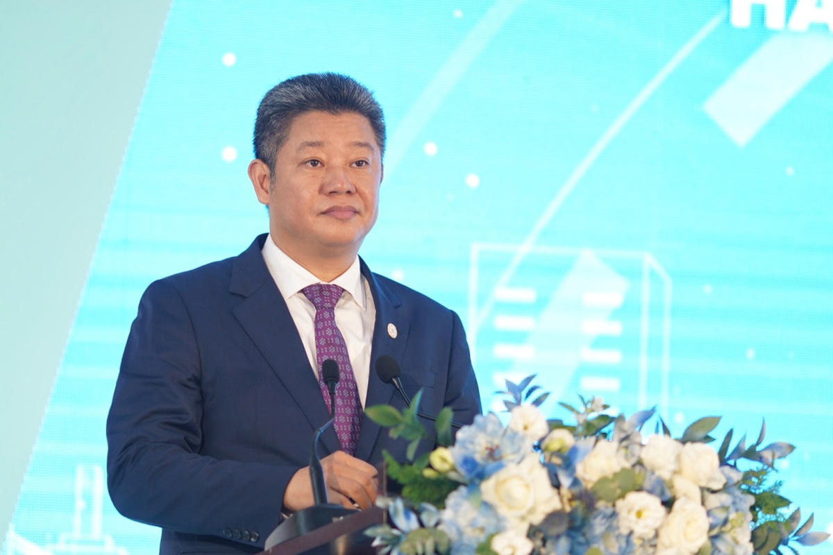 Ông Nguyễn Mạnh Quyền, Phó Chủ tịch UBND Thành phố Hà Nội phát biểu tại buổi khai trương.