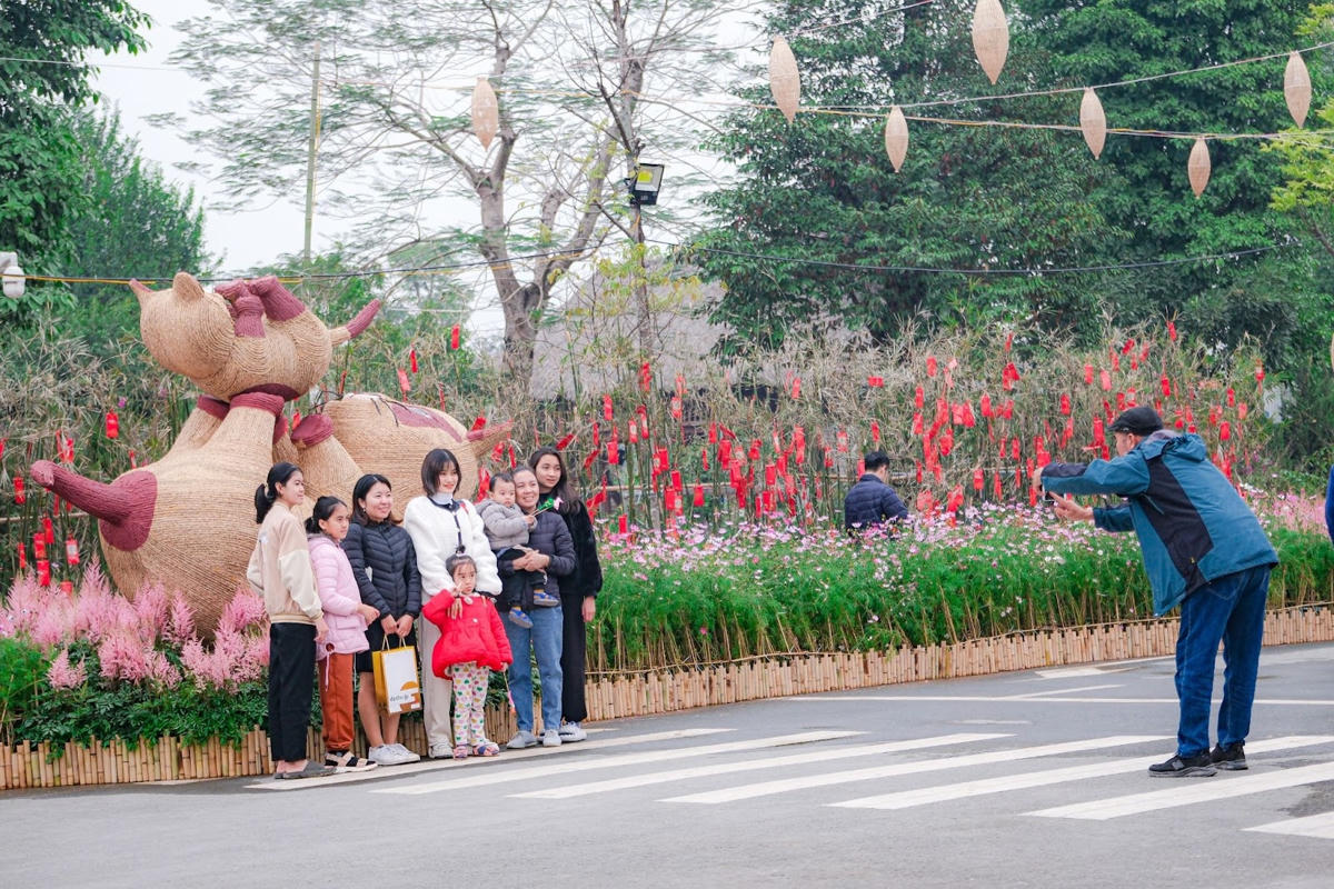 Home Hanoi Xuan 2023: Khép lại 'Vũ trụ Tết diệu kỳ', tiếp nối sứ mệnh xây dựng 'Thành phố Sáng tạo'