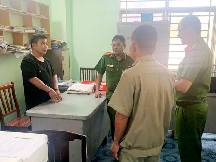 Cơ quan công an bắt tạm giam Nguyễn Chí Thanh để điều tra vụ việc.