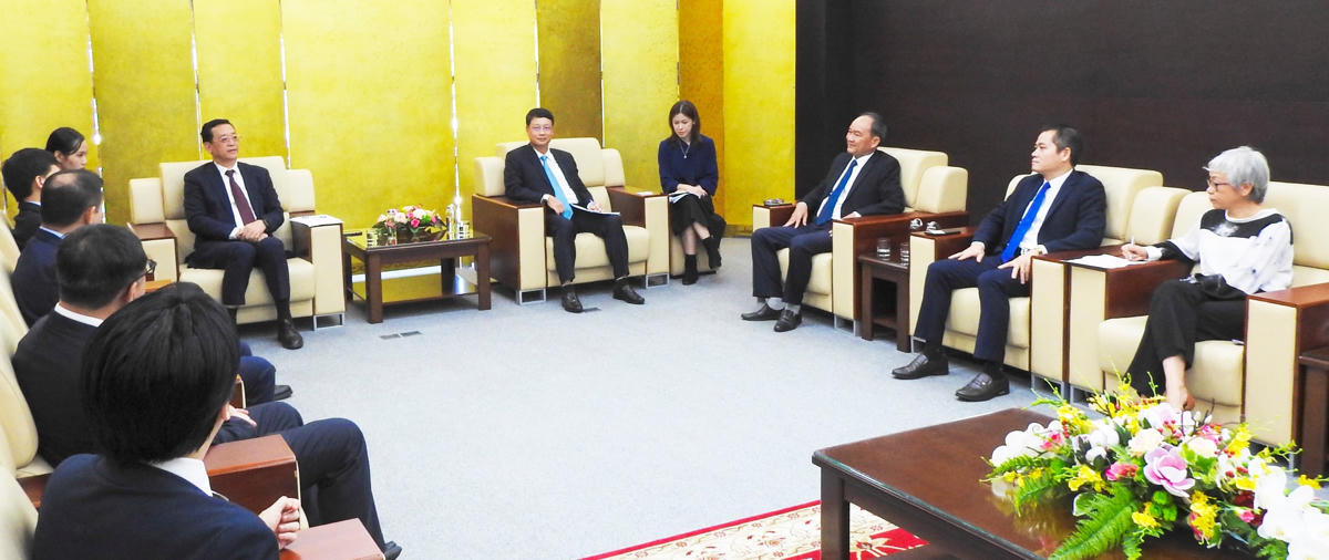 Đoàn đại biểu Hội Hiệp thương Chính trị nhân dân tỉnh Liêu Ninh (Trung Quốc) thăm, làm việc tại Đà Nẵng