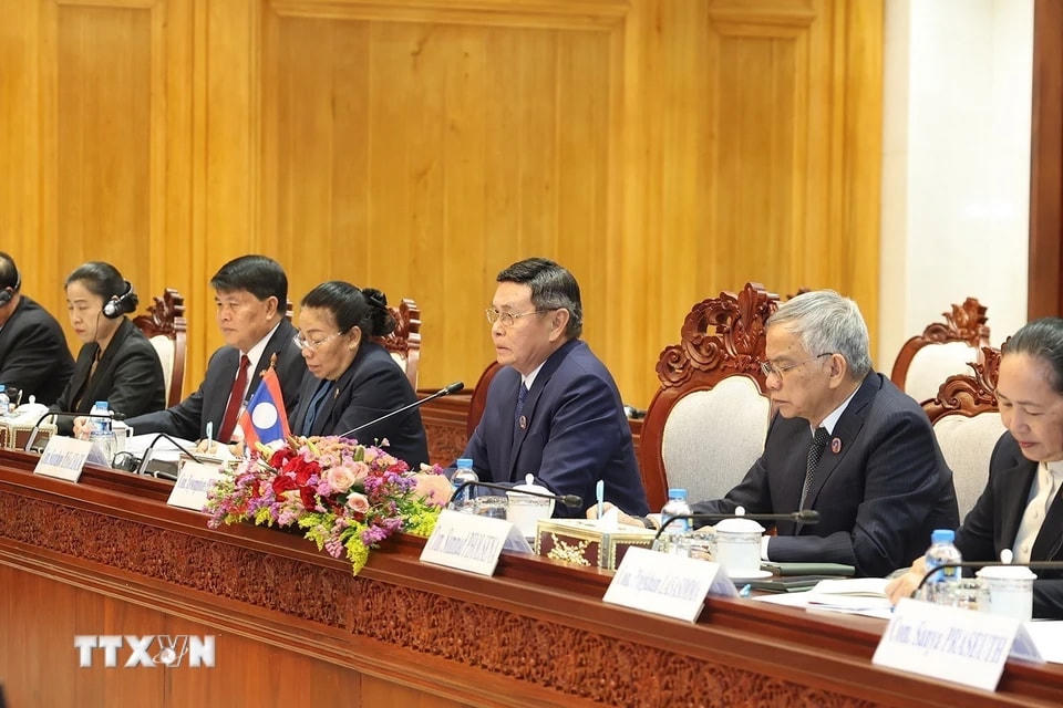 Chủ tịch Quốc hội Lào Saysomphone Phomvihane phát biểu. (Ảnh: Dương Giang/TTXVN)