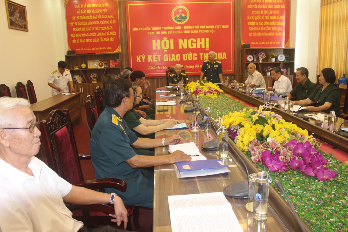 Hội Truyền thống Trường Sơn Đường Hồ Chí Minh Việt Nam ký kết giao ứơc thi đua năm 2023