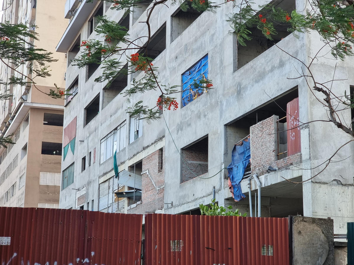 Tại tòa nhà A2 và A3 thuộc dự án THT New City (sau khi đổi tên), mới chỉ xong phần thô, không thể bàn giao cho khách hàng đúng cam kết vào quý III/2022.
