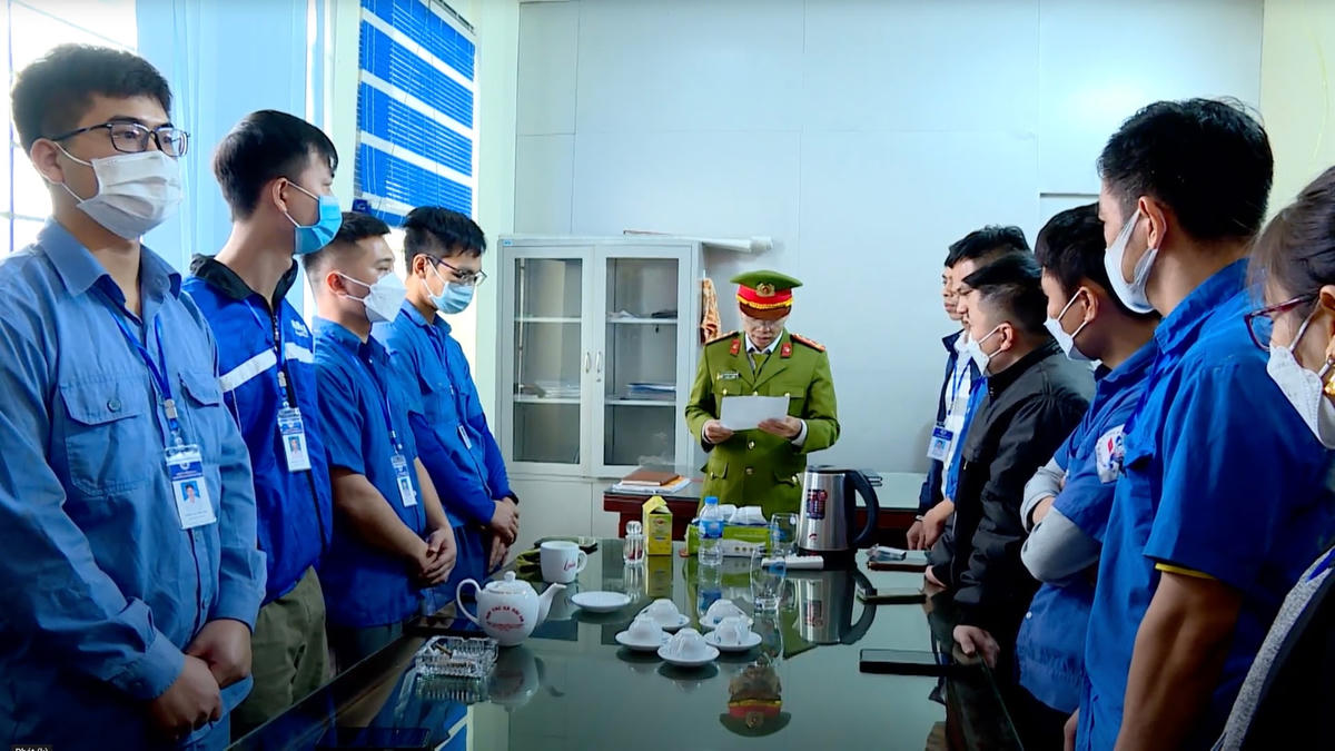Các bị can trong vụ án "nhận hối lộ" 6,5 tỷ đồng tiền phí bôi trơn.