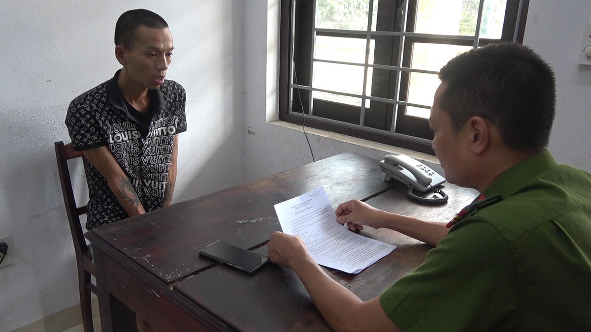 Đối tượng Nguyễn Đức Thành tại cơ quan Công an.