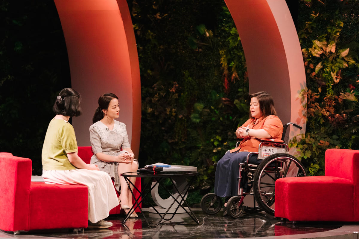 Vũ Thị Quyên mang trong mình căn bệnh xương thuỷ tinh bẩm sinh.