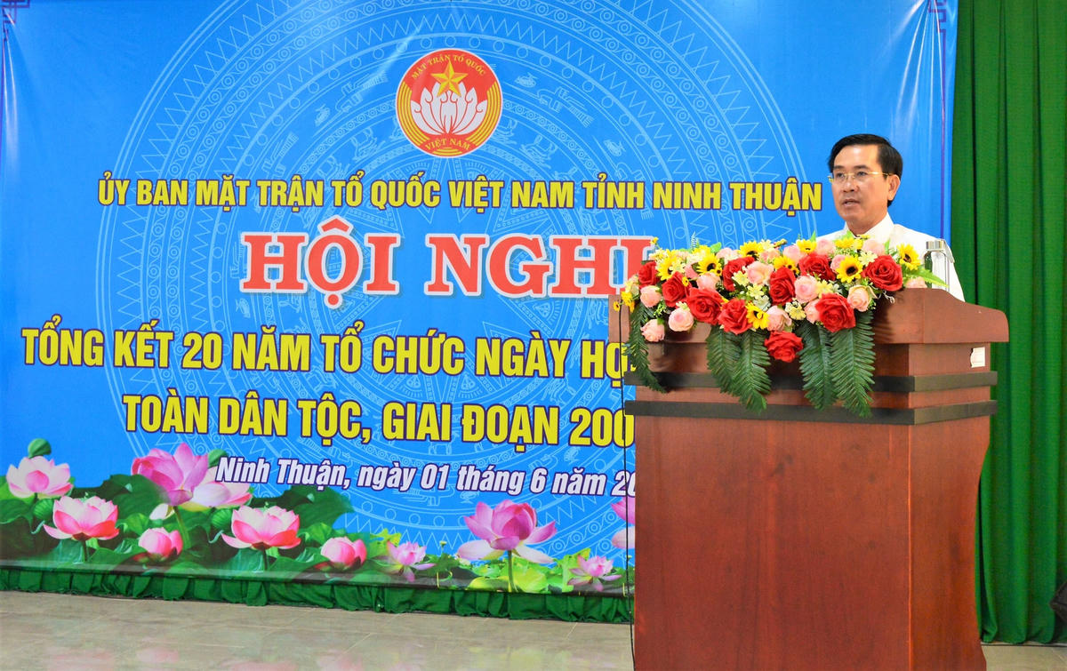 Ông Phạm Văn Hậu, Phó Bí thư Thường trực Tỉnh ủy, Chủ tịch HĐND tỉnh Ninh Thuận, phát biểu tại hội nghị.