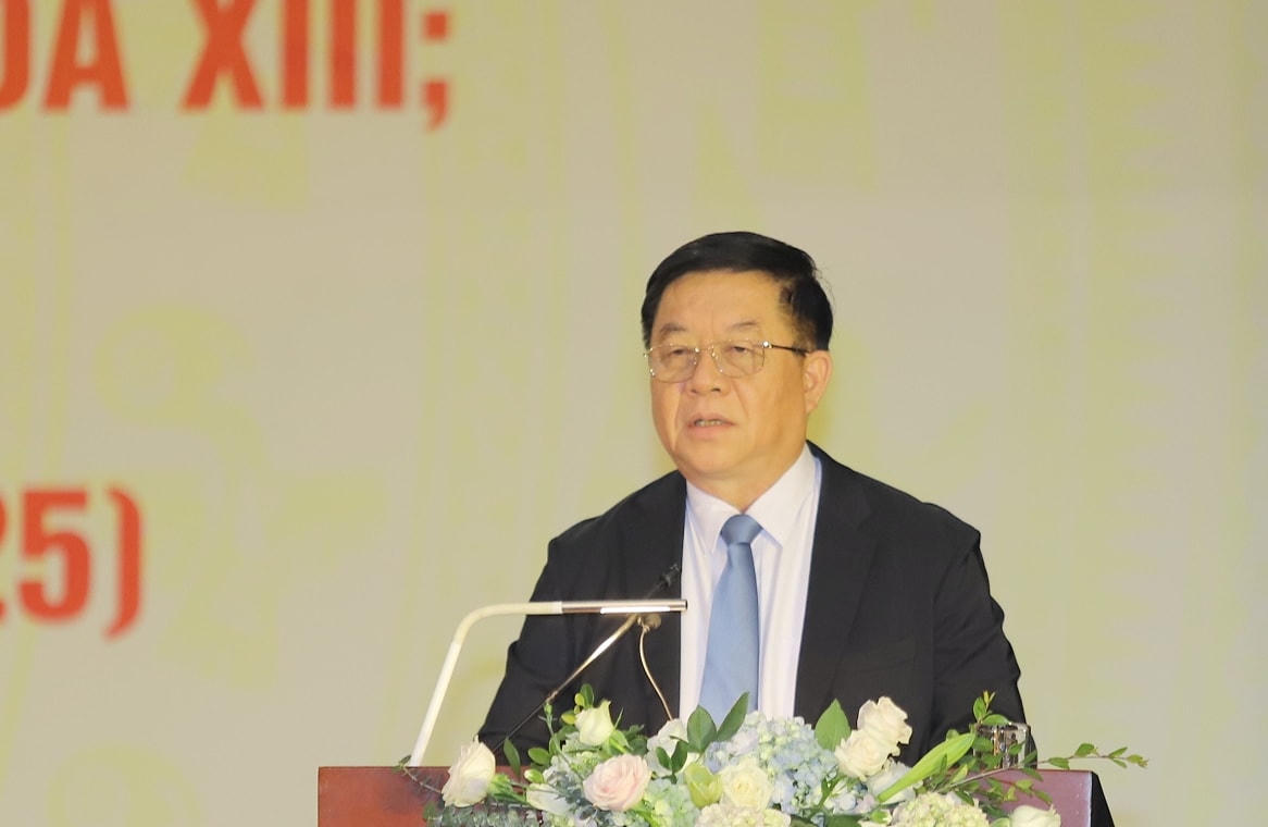 Bí thư Trung ương Đảng, Trưởng Ban Tuyên giáo Trung ương Nguyễn Trọng Nghĩa phát biểu tại hội nghị.