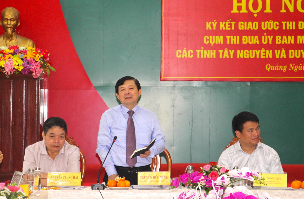 Ông Nguyễn Hữu Dũng phát biểu tại hội nghị.