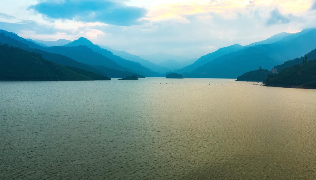 Một góc hồ thủy điện Đăk Đrinh. (Ảnh CTV).