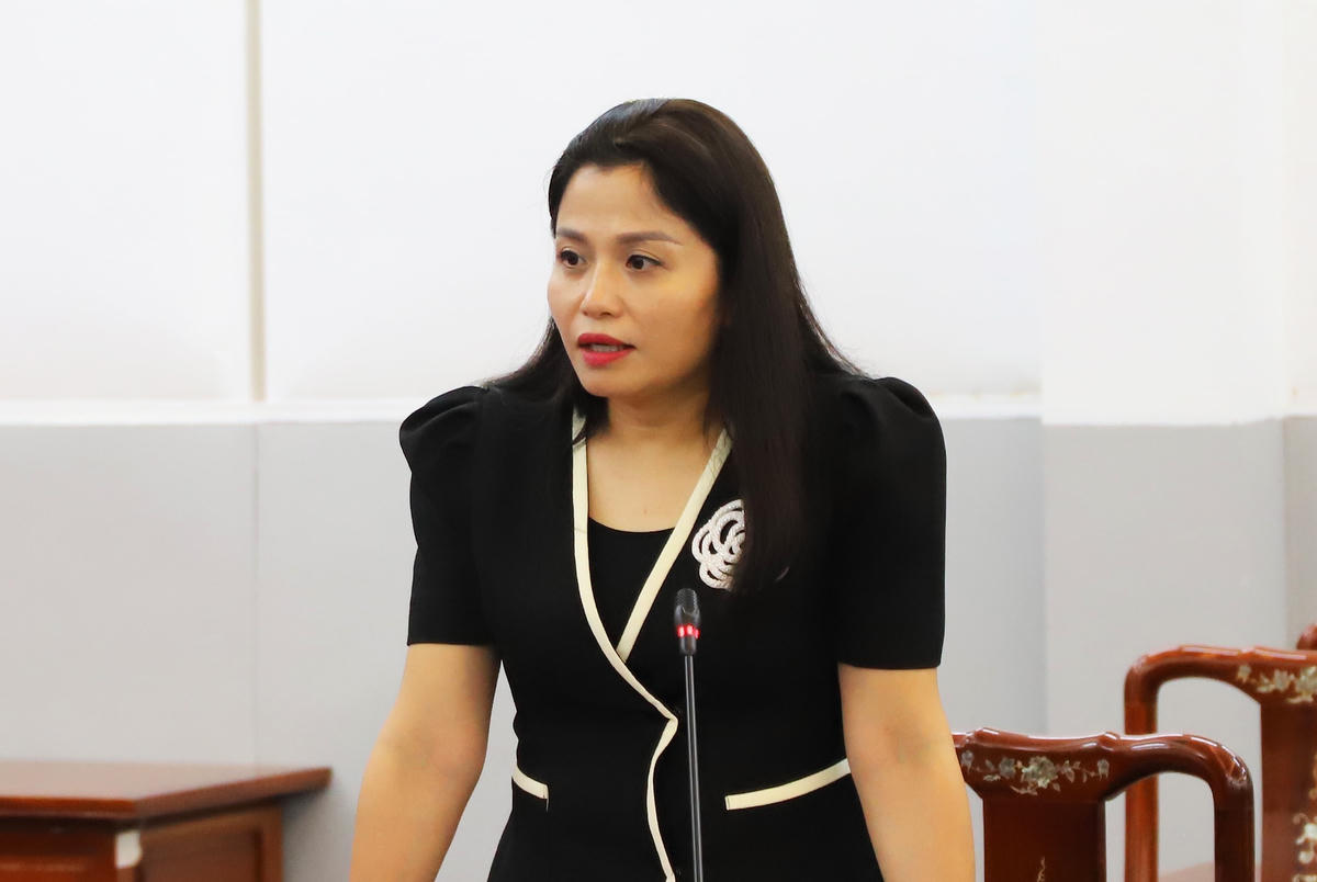 Bà Thái Quỳnh Mai, Ủy viên Thường trực Ủy ban Đối ngoại của Quốc hội phát biểu.