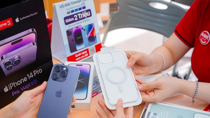 iPhone 14 Pro, Pro Max chính hãng hiện đang khan hàng ở tất cả các đại lý ủy quyền tại Việt Nam. (Ảnh: PV/Vietnam+).