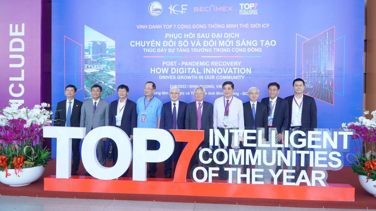 Lễ Vinh danh Top 7 Cộng đồng thông minh ICF năm 2022.