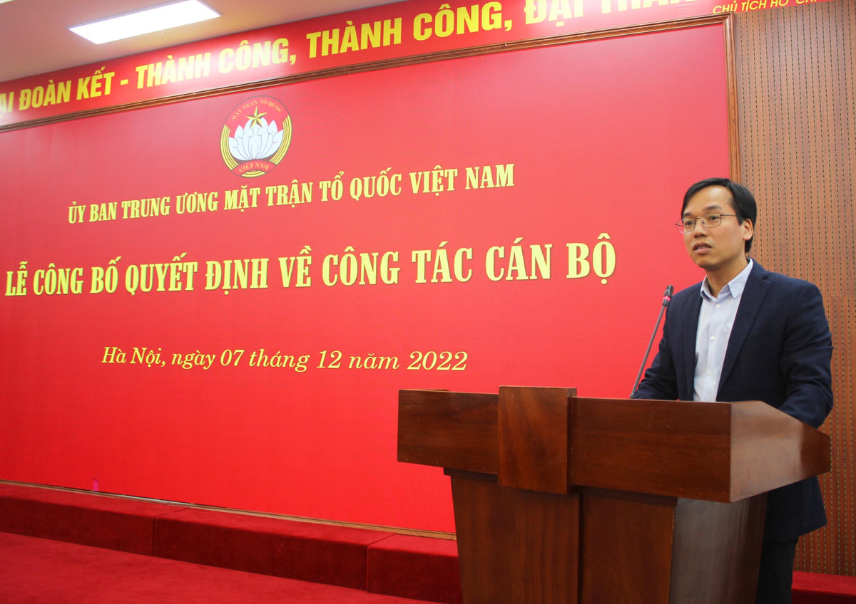 Ông Nguyễn Bình Minh, Chánh Văn phòng Cơ quan UBTƯ MTTQ Việt Nam phát biểu tại buổi lễ.
