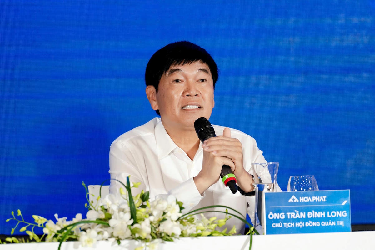 Chủ tịch HĐQT Tập đoàn Hòa Phát Trần Đình Long trả lời cổ đông