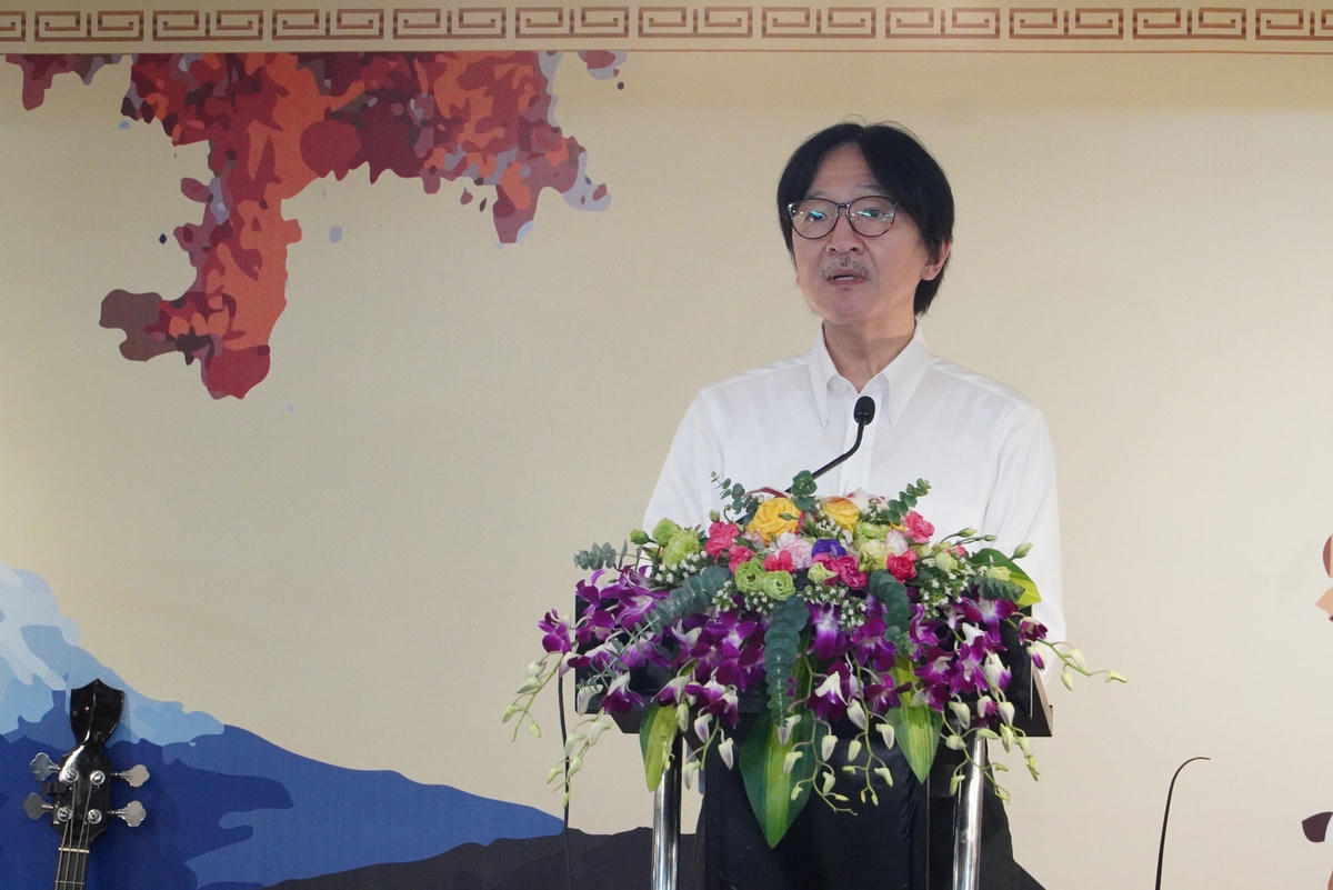 Hoàng Thái tử Nhật Bản Akisshino phát biểu tại buổi chào xã giao.