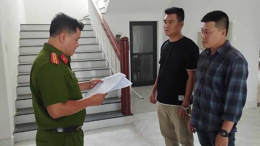 Các đối tượng tại thời điểm bị bắt giữ.